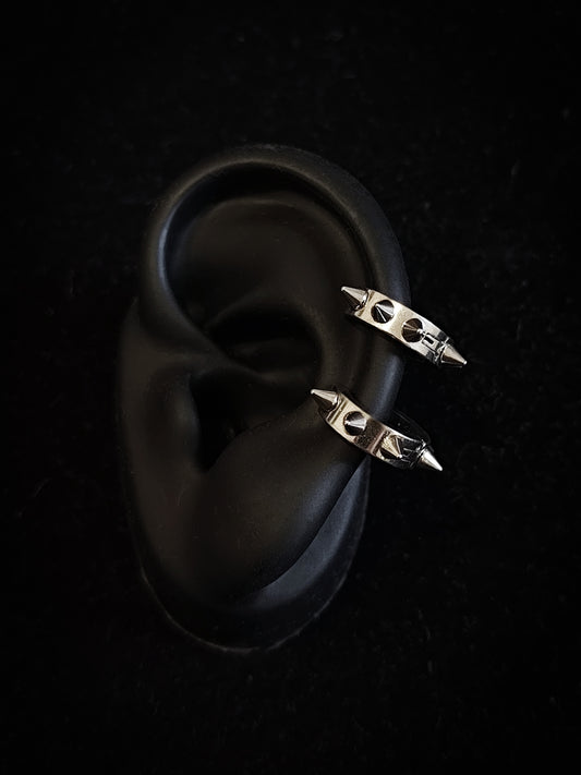 MINI SPIKES Earcuffs