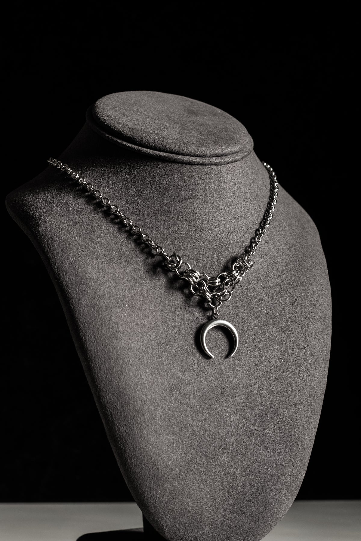 LUNA Necklace